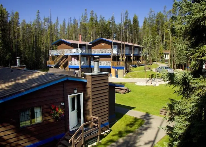 Sunwapta Falls Rocky Mountain Lodge