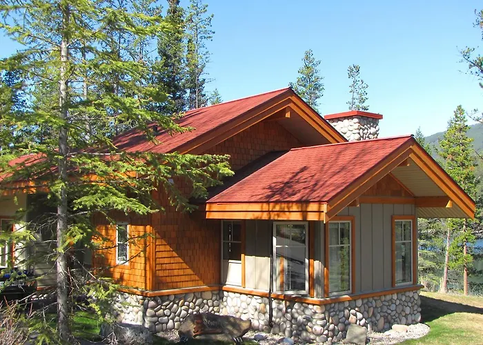 Patricia Lake Bungalows